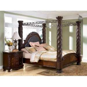  North Shore Cal King Poster Bed with Canopy