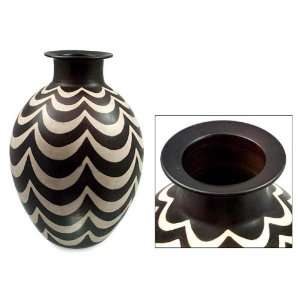  Ceramic vase, Waves