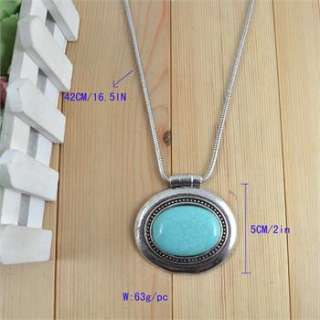 Vintage Design Silver Plated Oval Turquoise Stone Pendant Necklace 