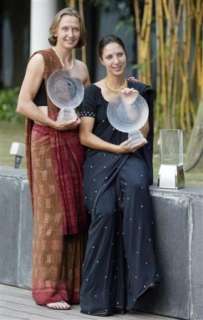 sari fashion, wear a sari items in sari dress 