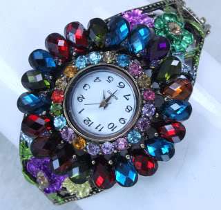 Unisex Elegant Protective color/Swarovski Crystal bracelet watch B100 