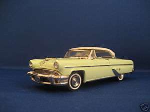 WESTERN MODELS COLLECTORS ED1955 LINCOLN CAPRI Yellow  