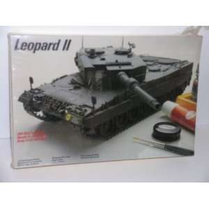  German Leopard II Main Battle Tank   Plastic Model Kit 