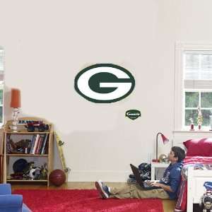 com Green Bay Packers FATHEAD Official Team Logo NFL Wall Graphic 26 