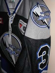   game used worn lace up 3 bowman lightning hockey jersey canada canucks