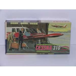  Cessna 310 Civilian Aircraft   Plastic Model Kit 