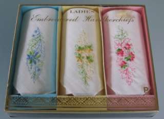 Vintage Handkerchiefs Ladies Embroidered Set/3 Floral Pink,Blue 