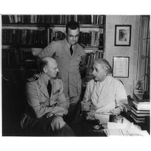  Albert Einstein,Geoffrey E. Sage,Frederick L. Douthit 