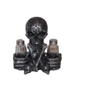  Skeleton Skull Salt and Pepper Shaker Set Scary Kitchen 