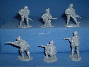 ARMIES IN PLASTIC 5576 MODERN US ARMY #1 1/32 SCALE  