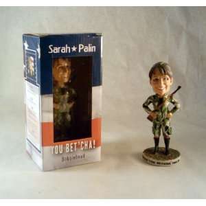  Sarah Palin You Betcha Tea Party 7 Bobble Head with Gun 