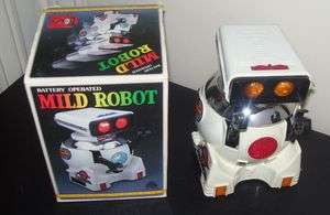 VINTAGE MILD ROBOT MADE IN TAIWAN IN BOX SPACE AGE  