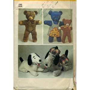  Bear and Dog Sewing Pattern 1973 Arts, Crafts & Sewing