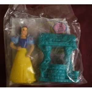   the Seven Dwarfs Happy Meal SNOW WHITE AND WISHING WELL Toys & Games