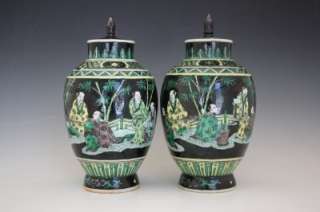 RARE PAIR C180 CHINESE EXPORT FAMILLE NOIRE COVERED PORCELAIN VASES 