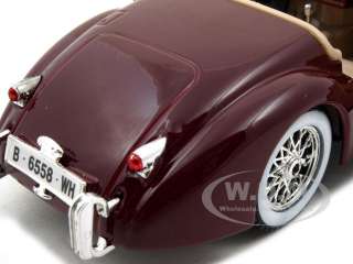 1948 JAGUAR XK 120 ROADSTER BURGUNDY 1/24 DIECAST MODEL CAR BY BBURAGO 