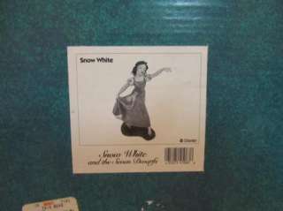 WDCC Disney Snow White The Fairest One of All Figurine in box w/coa 