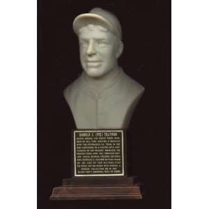   of Fame Busts Pie Traynor NRMT   Sports Memorabilia