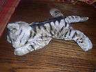 Steiff Floppy Cat Katze Bell in Paw Mohair 5607/28