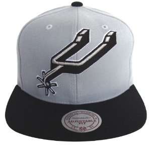 com San Antonio Spurs Retro Mitchell & Ness XL Logo Cap Hat Snapback 