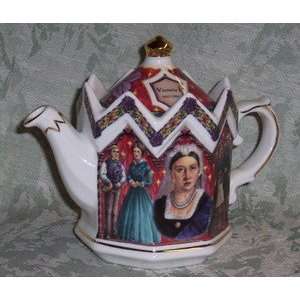  Queen Victoria Teapot   James Sadler