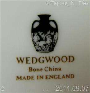 Wedgwood Essex W3359 Bone China 13 3/4 Oval Platter  