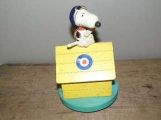   Snoopy Flying Ace Red Baron Dog House Music Box Needs Repair  
