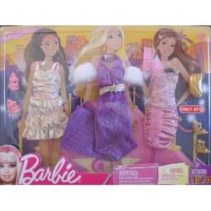   Hollywood FASHIONS Glitzy Outfits TARGET Exclusive (2010) Toys