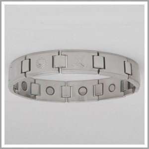 Titanium Magnetic Golf Bracelet 3000 Gauss Magnets S with Free 