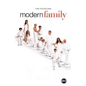 Modern Family Poster TV E 11 x 17 Inches   28cm x 44cm Ed ONeill 