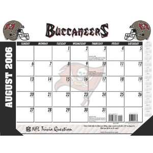  Tampa Bay Buccaneers 22x17 Academic Desk Calendar 2006 07 