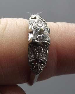 18K Solid white gold 11 diamond antique wedding Ring 2.4 gram size 6 