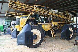 2005 Ag Chem Rogator 1064 Sprayer  