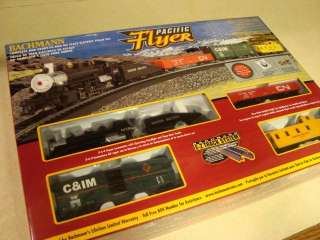   PACIFIC FLYER Complete Ready to Run HO Scale TRAIN SET   NEW  
