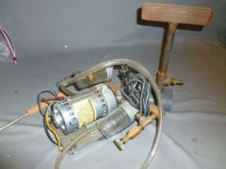 Gast Vacuum Pump for Neon Signs Torch and Glass Bending Tools Estate 