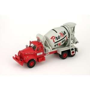  HO RTR Mack B Cement Truck Pre Mix Toys & Games