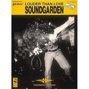  Soundgarden   Louder Than Love (9780895246059 
