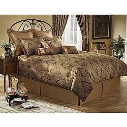 Luxury Danbury Premier King size Comforter Set  