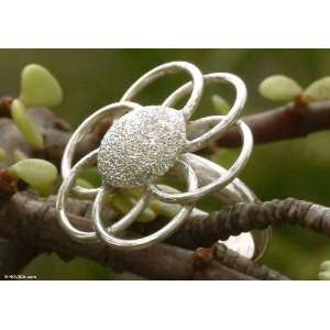  Silver floral ring, Dreamy Daisy Jewelry