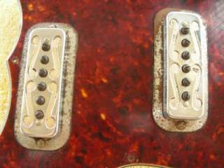 RARE VINTAGE ROWE GUITAR FROM 1965 FOR PARTS OR TO RESTORE  