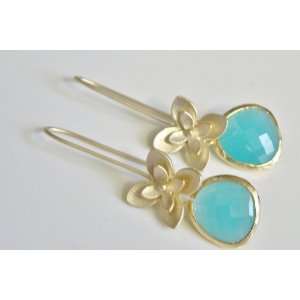  Stunning Faceted Mint Glass Drop Earrings 