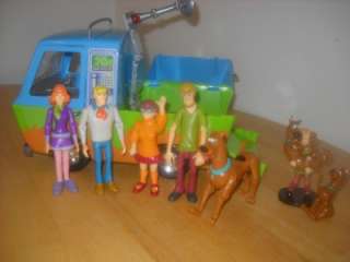 Scooby Doo Mystery Van Figures Gang Shaggy Velma Daphne Fred w/ Bonus 