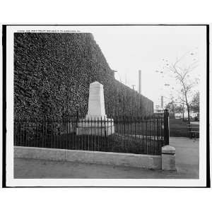   William William Penn Treaty Monument,Philadelphia,Pa.