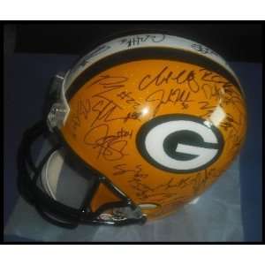 Green Bay Packers 2010/2011 Team Autographed/Hand Signed Helmet 