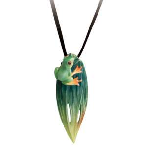 FJ00205 Forest frog necklace Franz Porcelain jewelry  