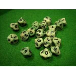  Stone Dice Green Jade 10 Sided 12mm Toys & Games