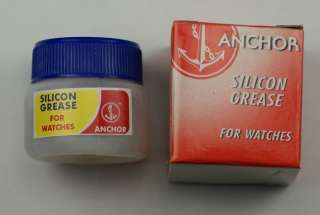 Silicon grease for use with gaskets for making watertight seal in 
