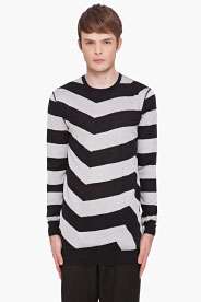510 00 givenchy black pin up print sweater $ 630 00 givenchy black 