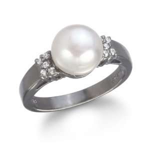  WHITE FRESHWATER PEARL RING IN BLACK PLATE CHELINE 