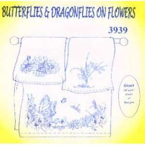  7966 PT G Butterflies & Dragonflies on Flowers by Aunt 